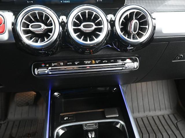 2021 Mercedes-Benz GLB Base