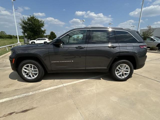 2024 Jeep Grand Cherokee GRAND CHEROKEE LAREDO X 4X2