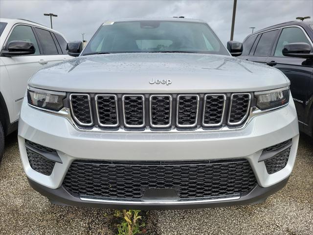 2024 Jeep Grand Cherokee GRAND CHEROKEE LAREDO X 4X4