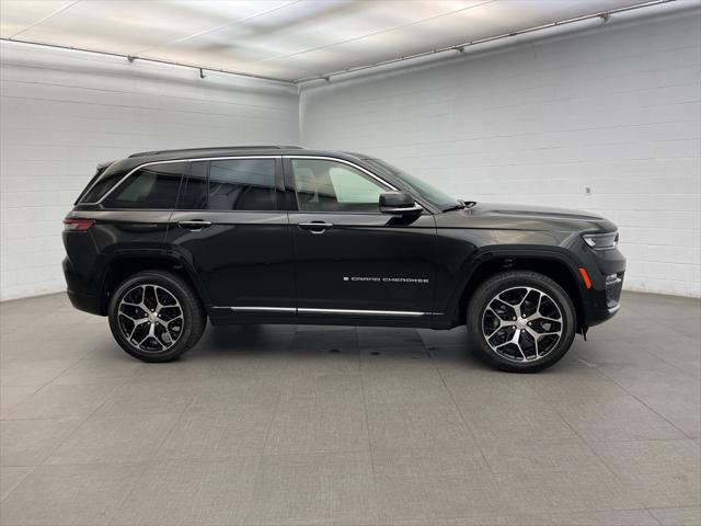 2024 Jeep Grand Cherokee GRAND CHEROKEE SUMMIT RESERVE 4X4