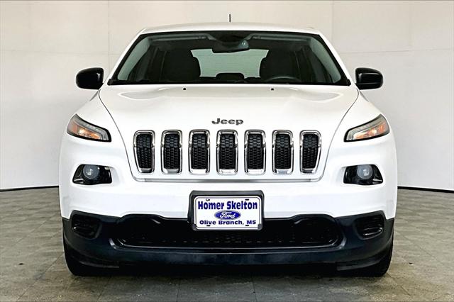 Used 2016 Jeep Cherokee For Sale in Olive Branch, MS