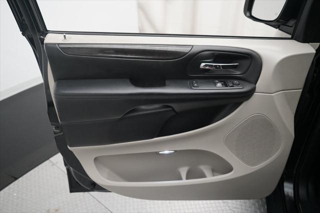 2017 Dodge Grand Caravan CVP/SXT
