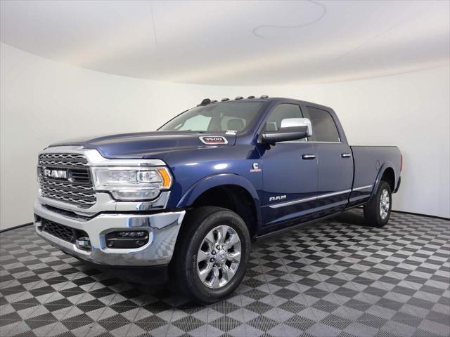 2022 RAM 3500 Limited Crew Cab 4x4 8 Box