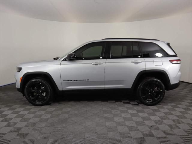 2024 Jeep Grand Cherokee GRAND CHEROKEE LIMITED 4X4