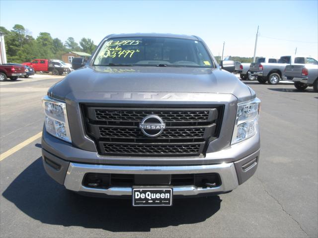 2023 Nissan TITAN Crew Cab SV 4x4