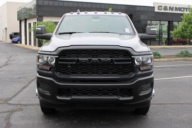 2024 RAM Ram 3500 Chassis Cab RAM 3500 TRADESMAN CREW CAB CHASSIS 4X4 60 CA