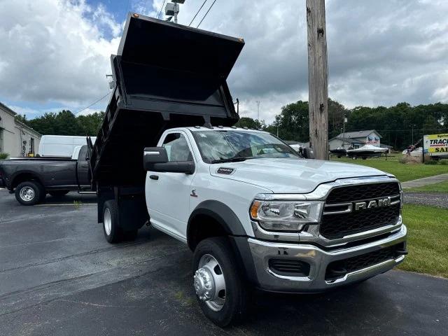 2024 RAM Ram 5500 Chassis Cab RAM 5500 TRADESMAN CHASSIS REGULAR CAB 4X4 60 CA