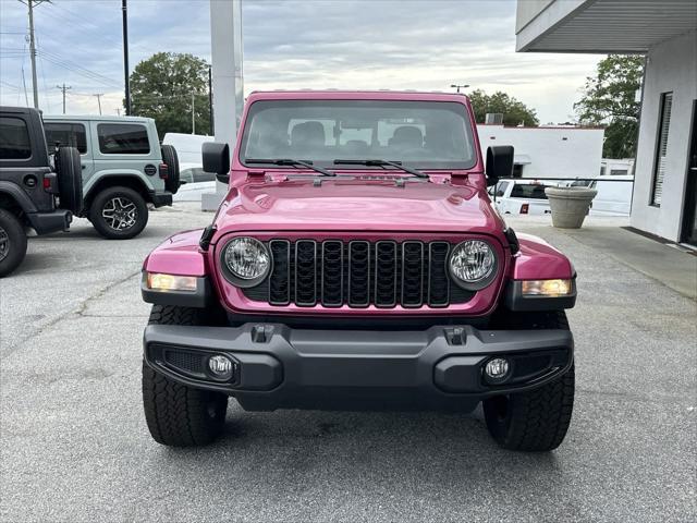 2024 Jeep Gladiator GLADIATOR NIGHTHAWK 4X4