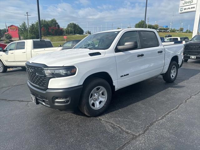 2025 RAM Ram 1500 RAM 1500 TRADESMAN CREW CAB 4X2 57 BOX