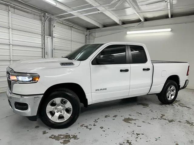 2025 RAM Ram 1500 RAM 1500 TRADESMAN QUAD CAB 4X2 64 BOX