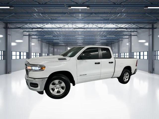 2025 RAM Ram 1500 RAM 1500 TRADESMAN QUAD CAB 4X2 64 BOX