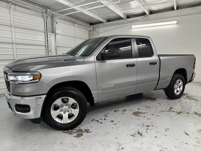 2025 RAM Ram 1500 RAM 1500 TRADESMAN QUAD CAB 4X2 64 BOX