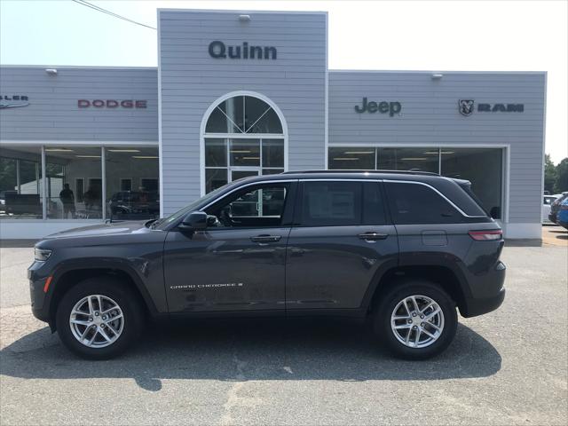 2024 Jeep Grand Cherokee GRAND CHEROKEE LAREDO X 4X4