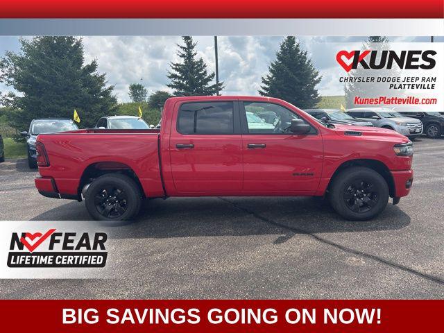 2025 RAM Ram 1500 RAM 1500 TRADESMAN CREW CAB 4X4 57 BOX