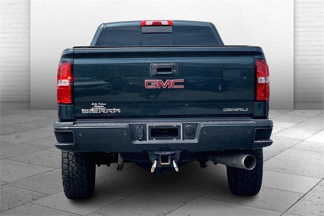 2018 GMC Sierra 2500HD Denali 2018 GMC Sierra 2500HD Denali