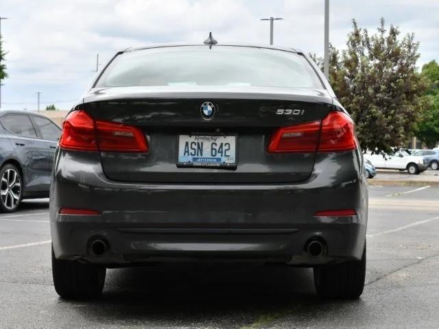 2017 BMW 530i 530i