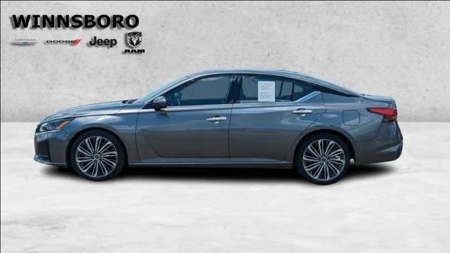 2023 Nissan Altima SL FWD