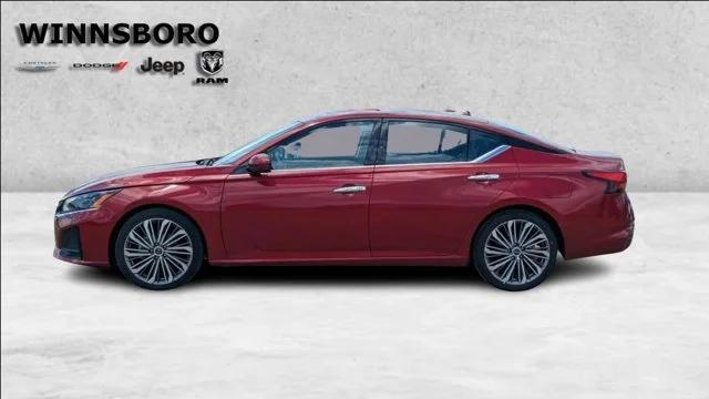 2023 Nissan Altima SL FWD