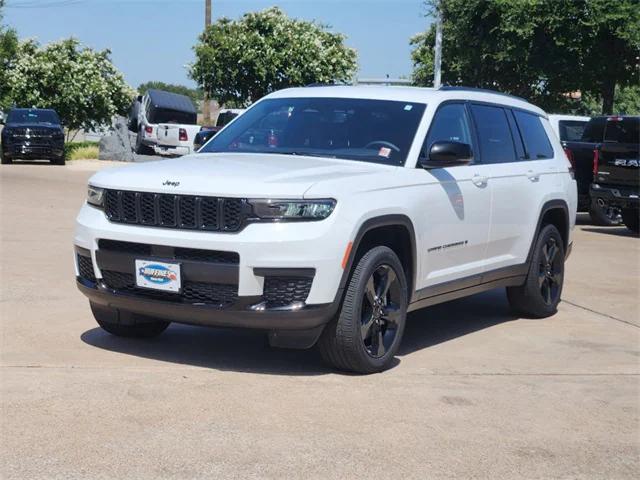 2023 Jeep Grand Cherokee L Altitude 4x4