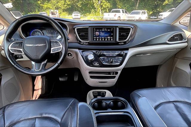 Used 2018 Chrysler Pacifica For Sale in Olive Branch, MS