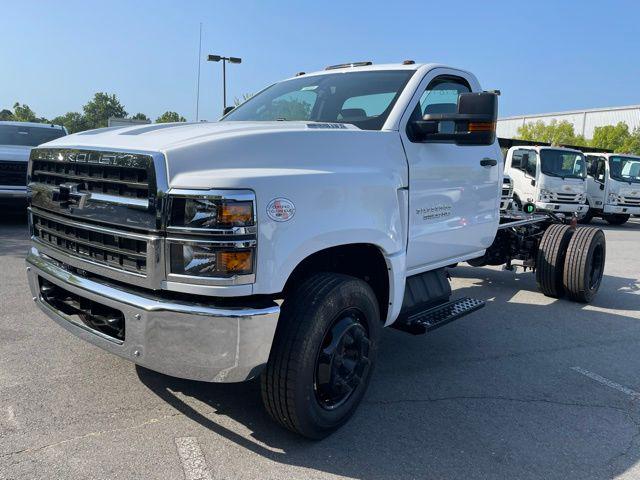 2024 Chevrolet Silverado 6500HD 1WT