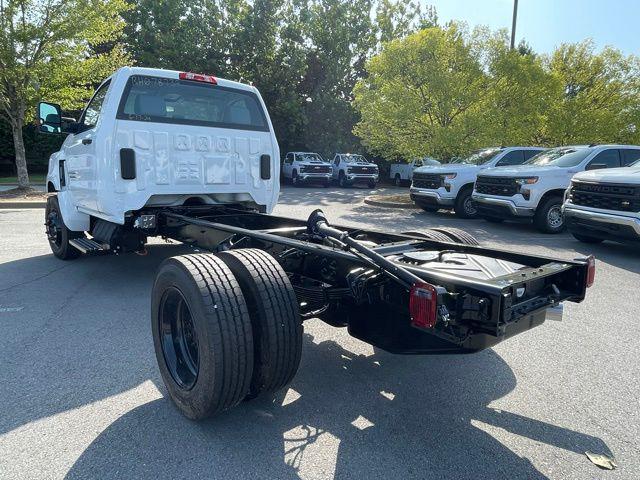 2024 Chevrolet Silverado 6500HD 1WT