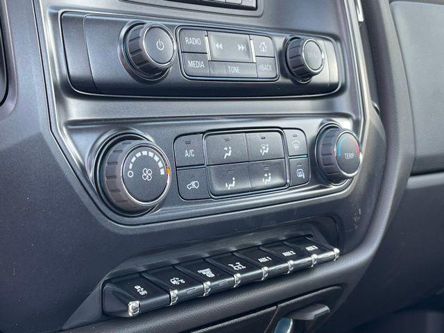 2024 Chevrolet Silverado 6500HD 1WT
