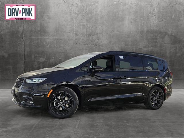 2024 Chrysler Pacifica PACIFICA LIMITED