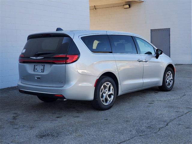 2024 Chrysler Pacifica PACIFICA LIMITED AWD