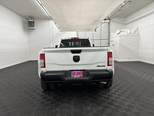 2024 RAM Ram 3500 RAM 3500 TRADESMAN CREW CAB 4X4 8 BOX