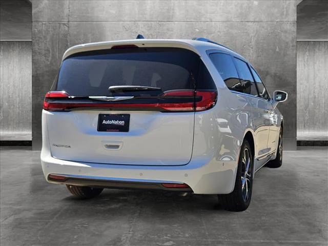 2024 Chrysler Pacifica PACIFICA PINNACLE