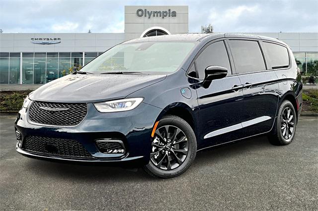 2024 Chrysler Pacifica Hybrid PACIFICA PLUG-IN HYBRID S APPEARANCE