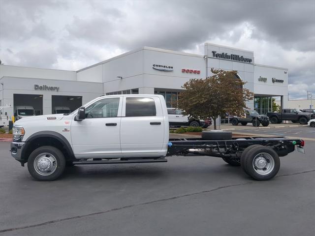 2024 RAM Ram 5500 Chassis Cab RAM 5500 TRADESMAN CHASSIS CREW CAB 4X4 84 CA