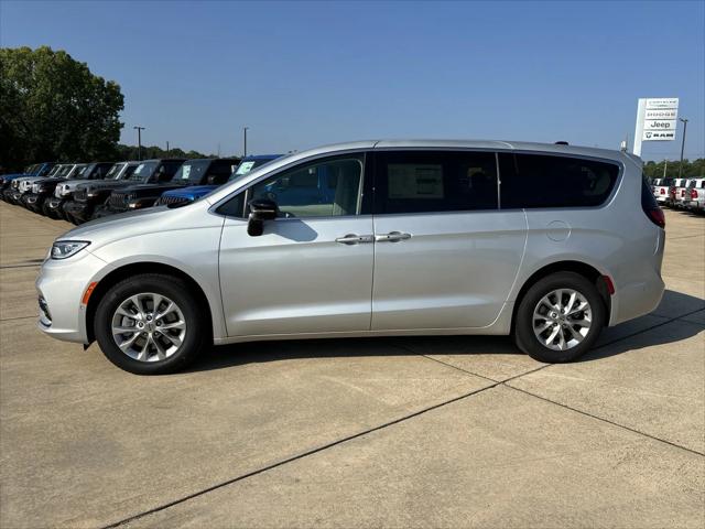 2024 Chrysler Pacifica PACIFICA TOURING L AWD