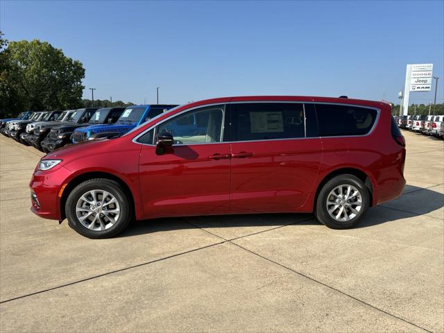 2024 Chrysler Pacifica PACIFICA TOURING L AWD