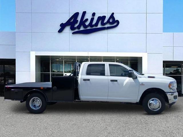 2024 RAM Ram 3500 Chassis Cab RAM 3500 TRADESMAN CREW CAB CHASSIS 4X4 60 CA