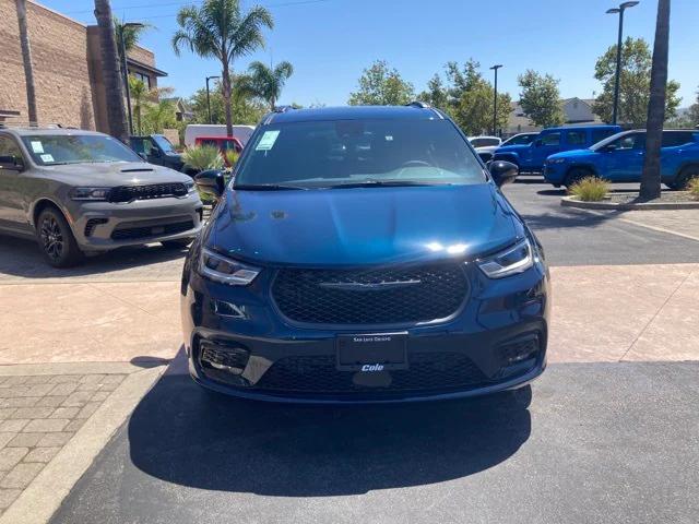 2024 Chrysler Pacifica PACIFICA LIMITED