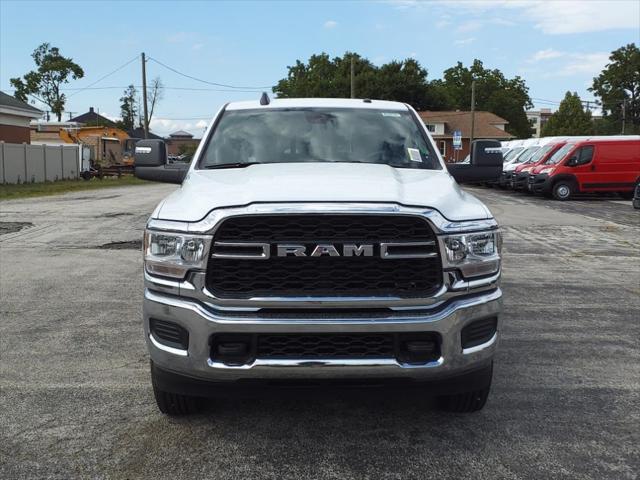 2024 RAM Ram 3500 RAM 3500 TRADESMAN CREW CAB 4X4 8 BOX