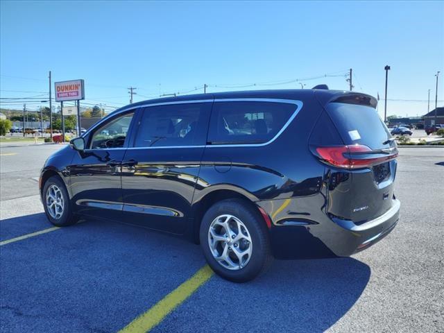 2024 Chrysler Pacifica PACIFICA LIMITED AWD