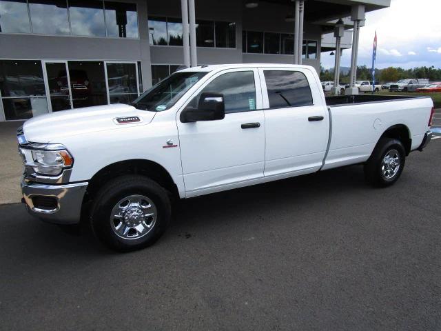 2024 RAM Ram 3500 RAM 3500 TRADESMAN CREW CAB 4X4 8 BOX