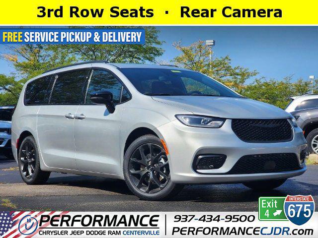 2024 Chrysler Pacifica PACIFICA TOURING L