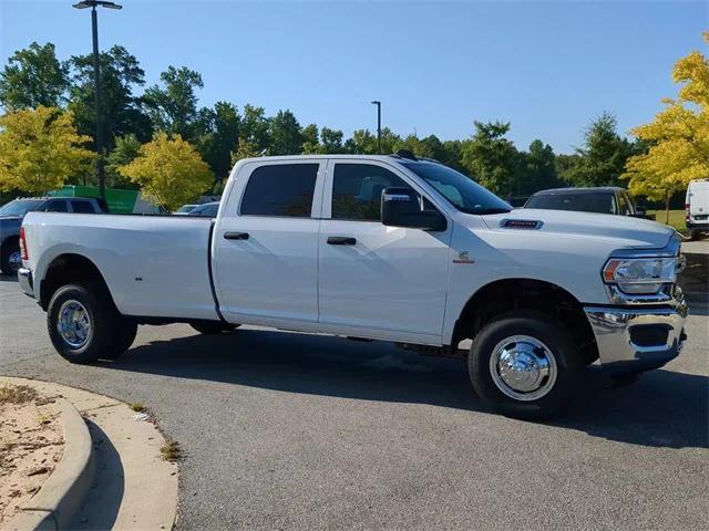2024 RAM Ram 3500 RAM 3500 TRADESMAN CREW CAB 4X4 8 BOX