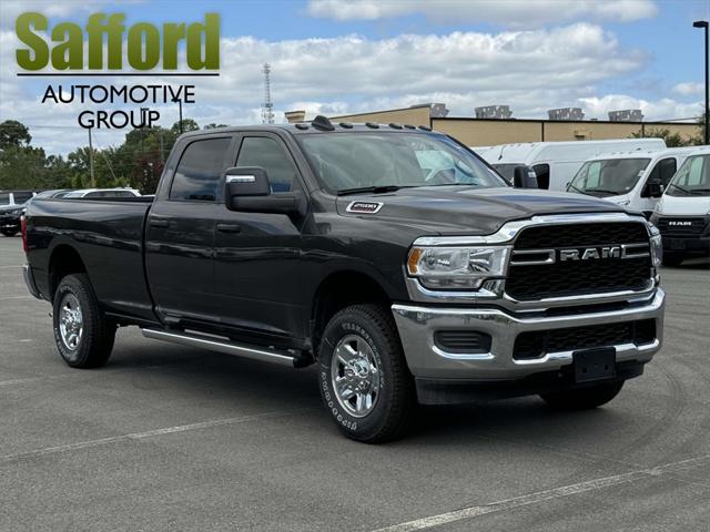 2024 RAM Ram 2500 RAM 2500 TRADESMAN CREW CAB 4X4 8 BOX