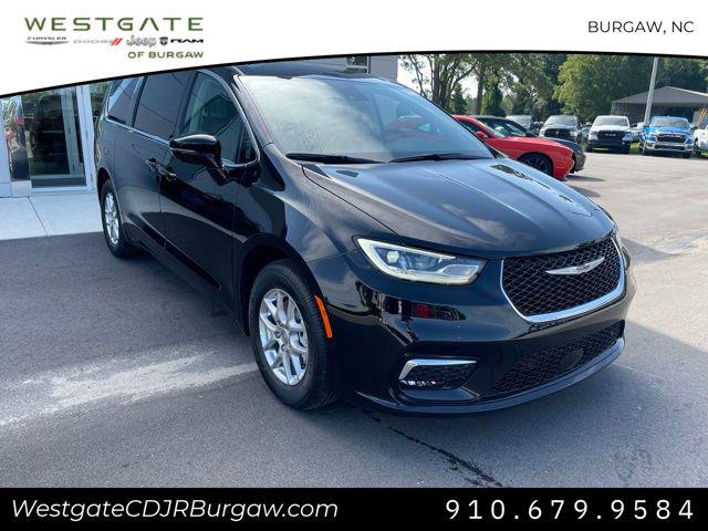 2024 Chrysler Pacifica PACIFICA TOURING L