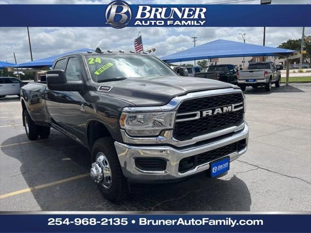 2024 RAM Ram 3500 RAM 3500 TRADESMAN CREW CAB 4X4 8 BOX