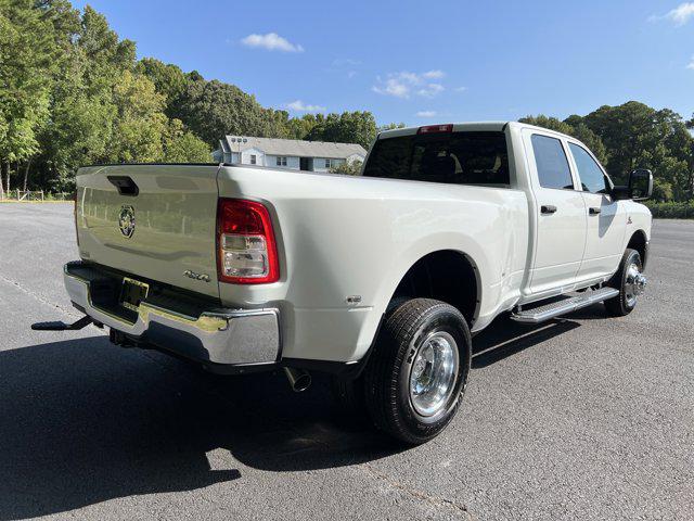 2024 RAM Ram 3500 RAM 3500 TRADESMAN CREW CAB 4X4 8 BOX