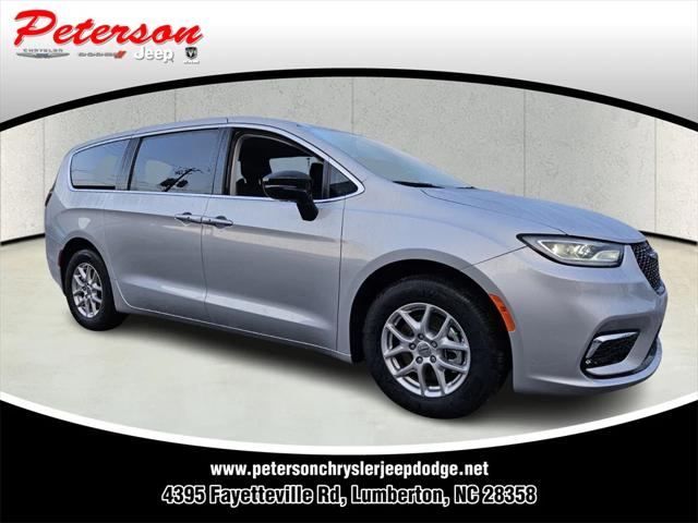 2024 Chrysler Pacifica PACIFICA TOURING L