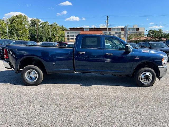 2024 RAM Ram 3500 RAM 3500 TRADESMAN CREW CAB 4X4 8 BOX