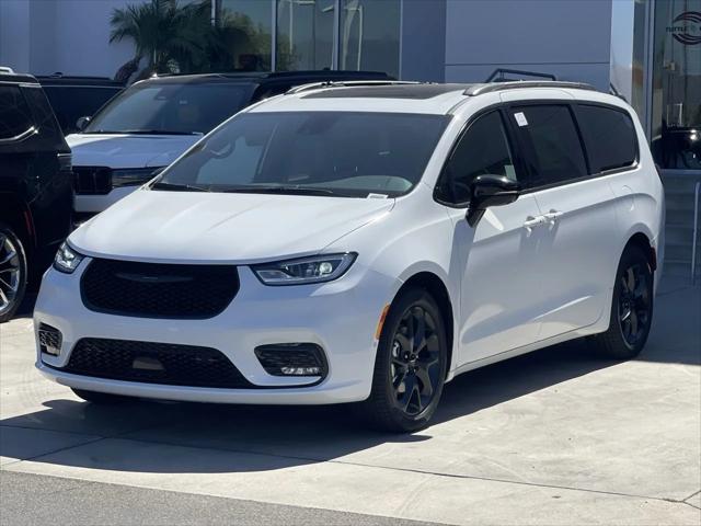 2024 Chrysler Pacifica PACIFICA LIMITED