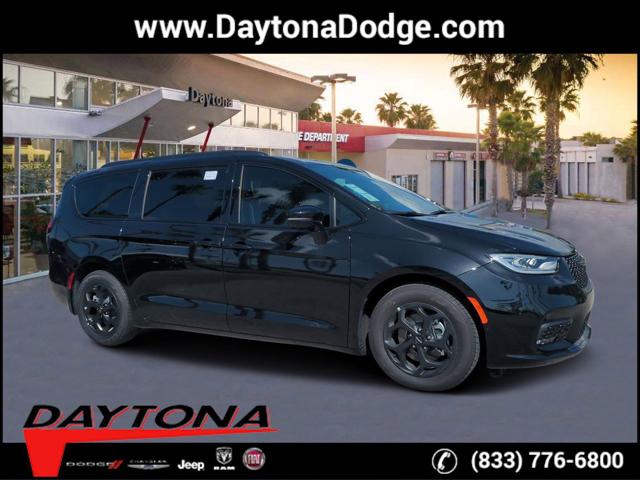 2024 Chrysler Pacifica Hybrid PACIFICA PLUG-IN HYBRID PREMIUM S APPEARANCE